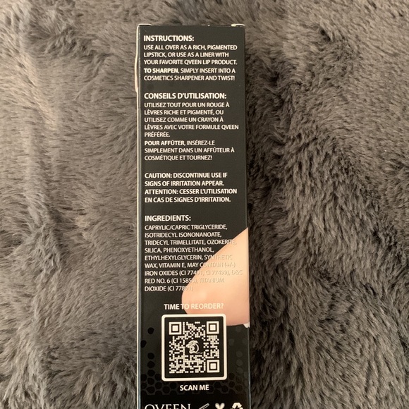 Qveen Lipliner Duo Partners in Crime & Spray Tan. Part of a Boxy Charm. - Picture 3 of 3